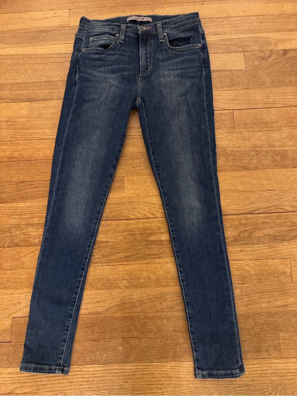 Joe's Jeans Women's Blue Skinny Jeans - Size 27
 b54
